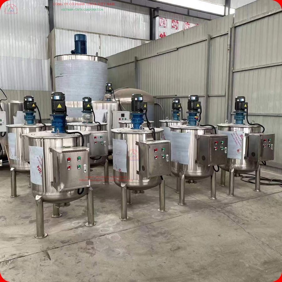 Sản xuất bồn inox khuấy trộn thực phẩm, bồn inox chứa hóa chất, nước giải khát và dầu khí tại xưởng inox Tinta. Chế tạo theo yêu cầu.