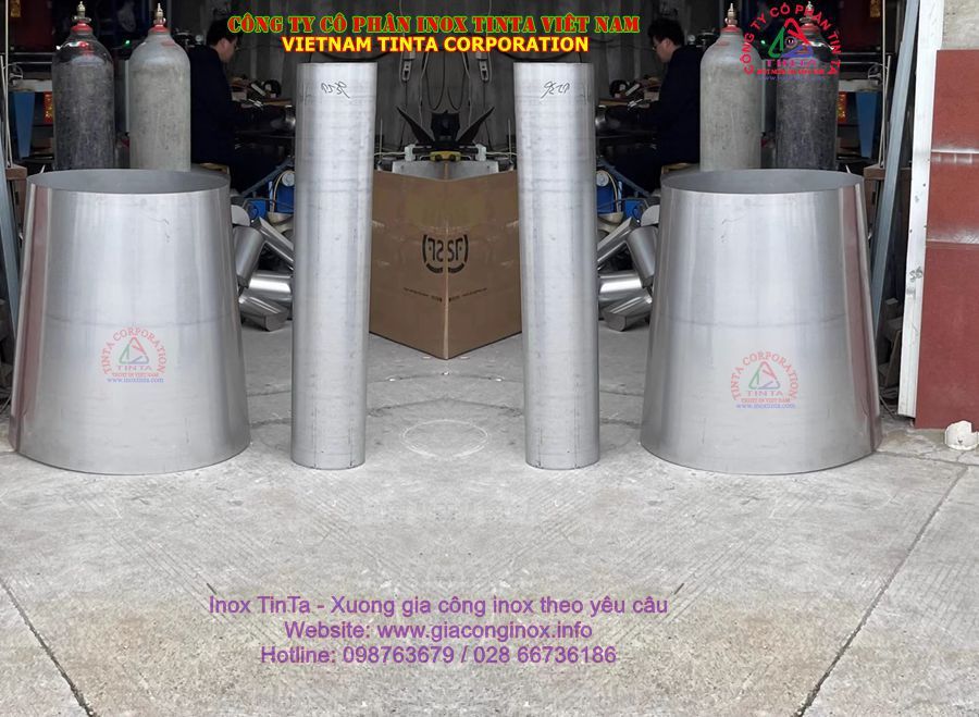 Tinta specializes in manufacturing 304/316 stainless steel tanks. Perfect for beer distillation and wine fermentation. ISO 9001 certified, high-quality, fast delivery.
