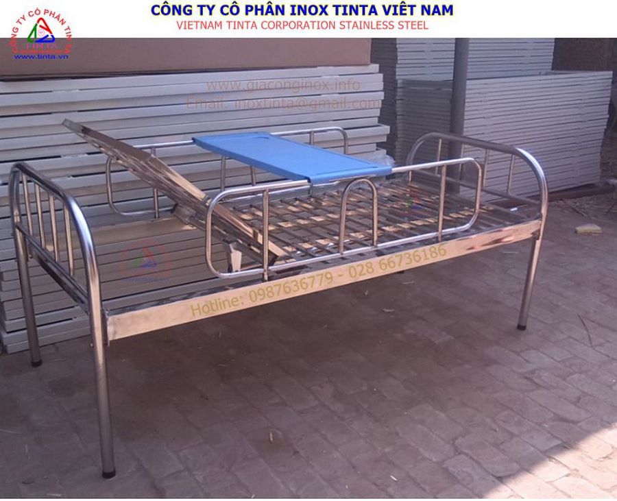 Giá bán sĩ giường y tế đơn kích thước 1950 * 966 * 526 . Giá bán 1,678,000 vnđ.