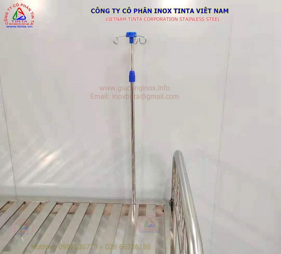 Mua giường inox y tế giá rẻ. Giường quay điện phải trải qua rất nhiều lần kiểm tra trước khi xuất xưởng