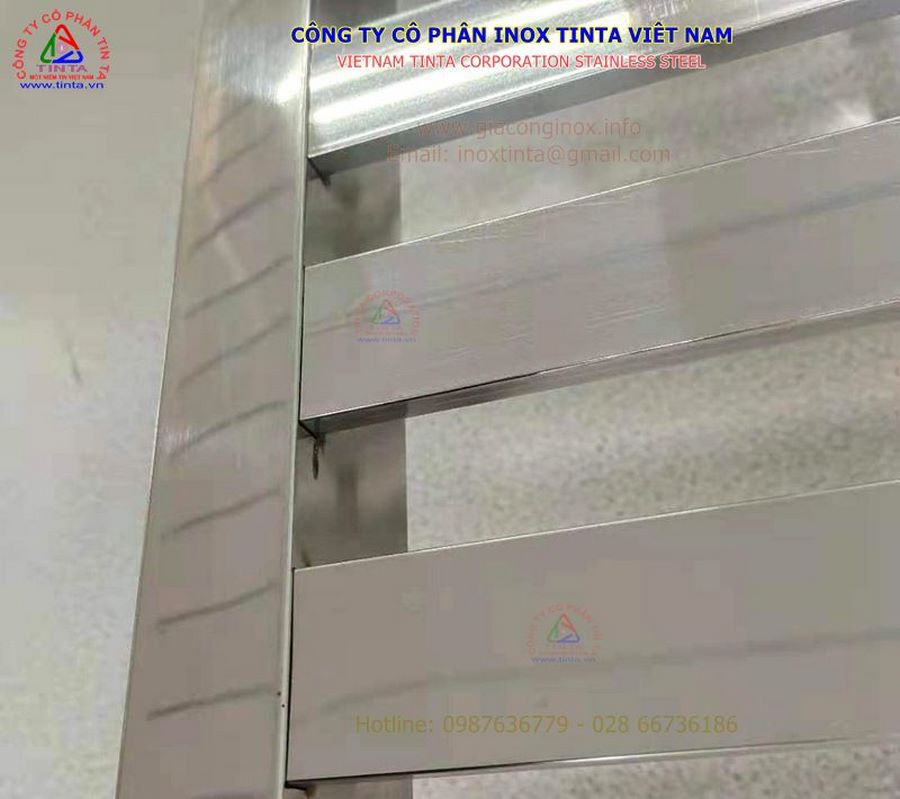 Mua giường inox y tế giá rẻ. Giường quay điện phải trải qua rất nhiều lần kiểm tra trước khi xuất xưởng