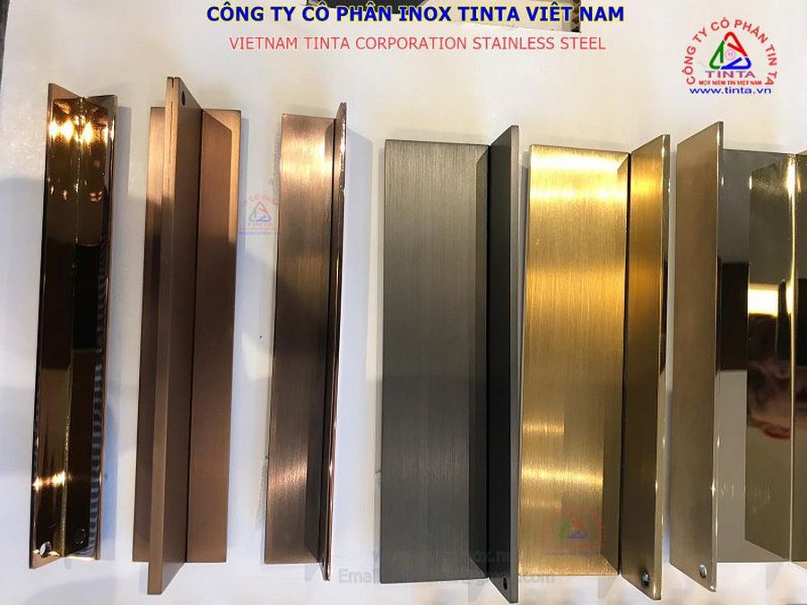 Inox vàng xước hairline. Lợi ích inox vàng xước hairline mang lại cho nội ngoại thất đẳng cấp cao