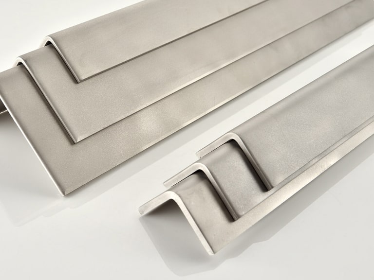 Thành phần hóa học chi tiết của inox 304