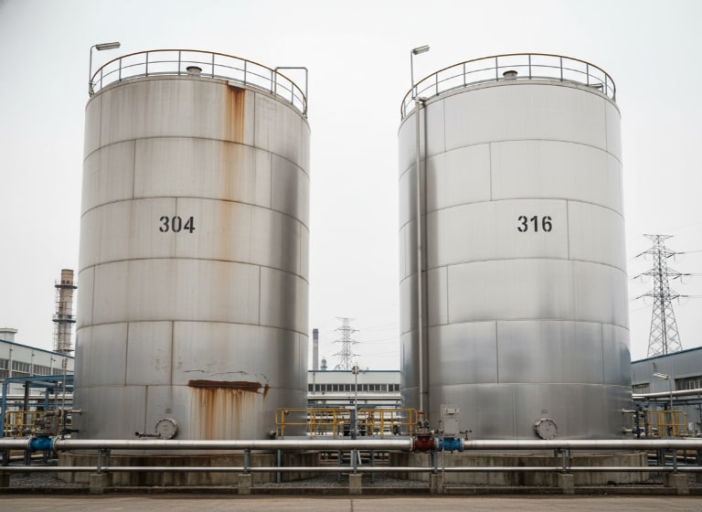 Khác Biệt Cơ Bản Về Thành Phần Hóa Học Inox 304 và 316