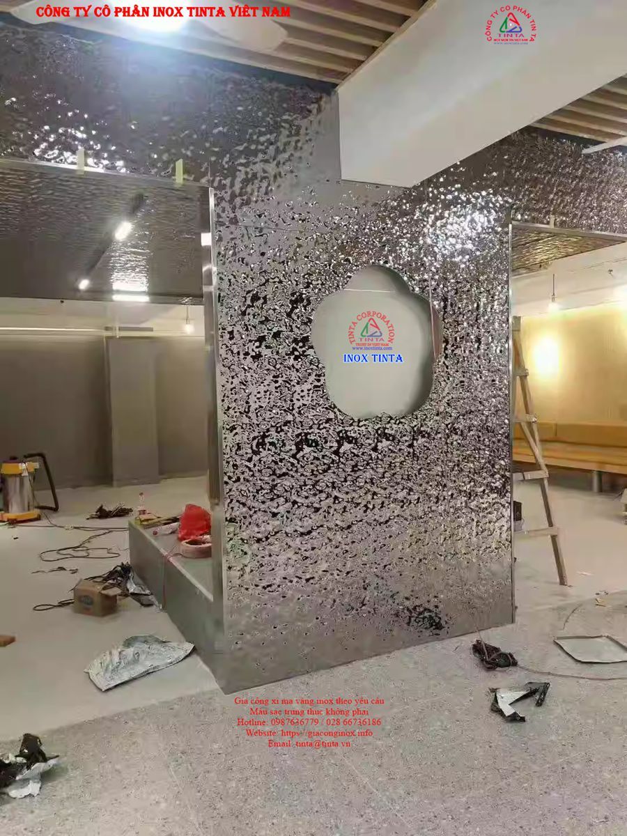 Bạn cần gia công inox tại Quận 3? Chúng tôi chuyên xi mạ inox PVD đẹp, cao cấp với mức giá từ 88,888 VND. Liên hệ ngay để nhận báo giá chi tiết!