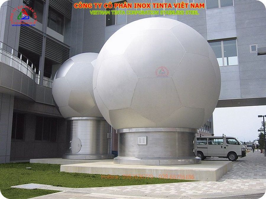 Quả bóng trang trí công viên tòa nhà khu vui chơi giải trí. Quả bóng inox giá rẻ. Xưởng sản xuất gia công inox tinta. Gia công bán sỉ và bán lẻ các loại quả bóng inox 201 304 316 tại TPHCM.