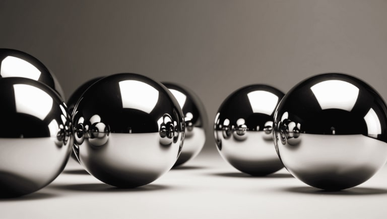 Quả Cầu Inox Mạ PVD Là Gì 