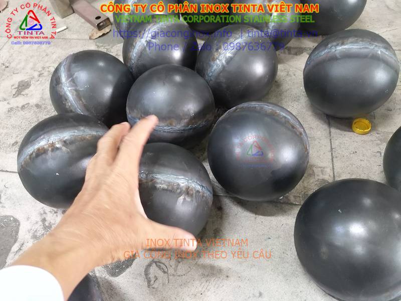 Xưởng gia công quả cầu sắt 150 200 250 300 350 400 chuyên dùng cho giàn không gian thép độ dày theo yêu cầu.